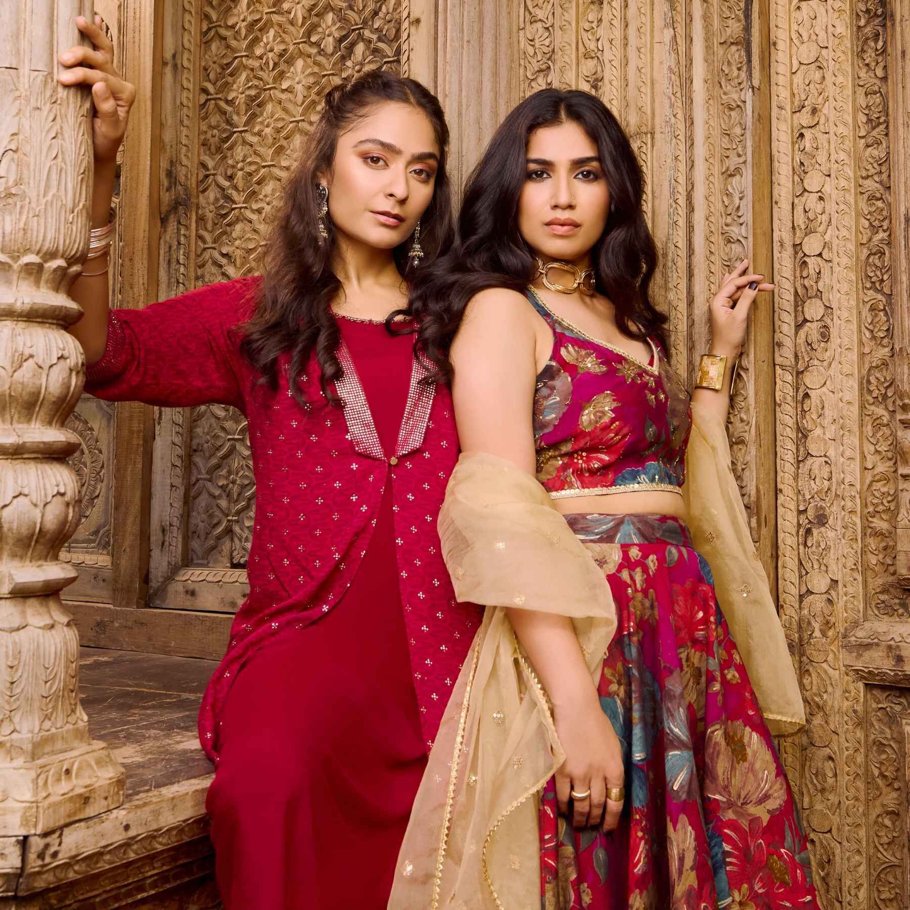 9 Stunning Outfits for 9 Colorful Days of Navratri Celebration 9 Stunning Outfits for 9 Colorful Days of Navratri Celebration