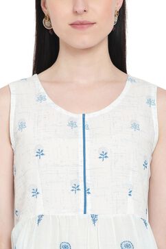 White Cambric Tiered Dress Kurta image number 1
