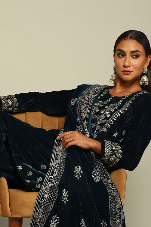 Black Poly Velvet A-Line Printed Kurta Salwar Suit Set image number 7