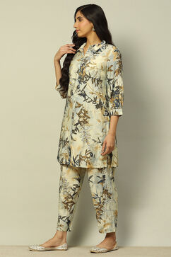 Off-White Viscose Blend Printed Co-ord Set image number 3