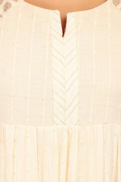 Off White Anarkali Cotton Kurta image number 5