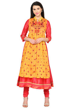 Yellow & Pink Reversible Anarkali Polyester Kurta image number 3