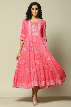 Pink LIVA Straight Printed Kurta image number 5