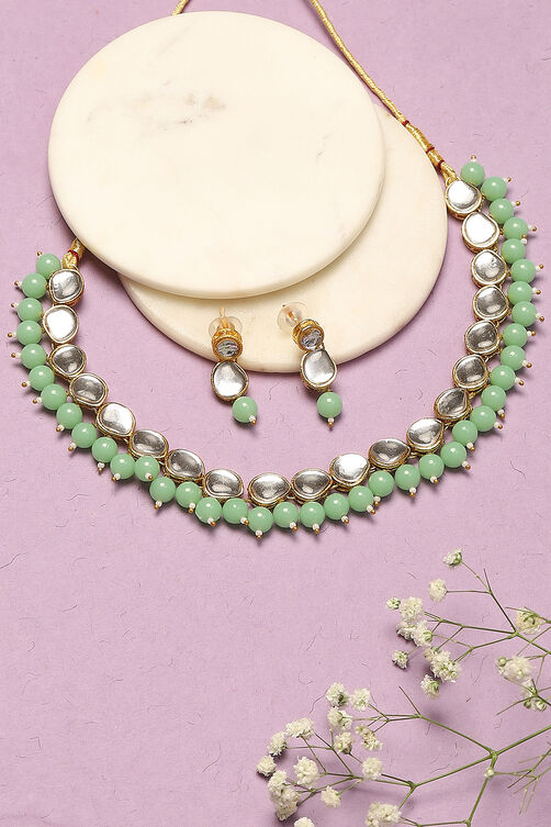 Green Alloy Necklace Set image number 0