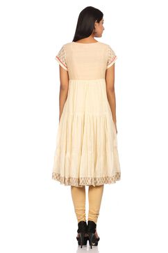 Off White Anarkali Cotton Kurta image number 4