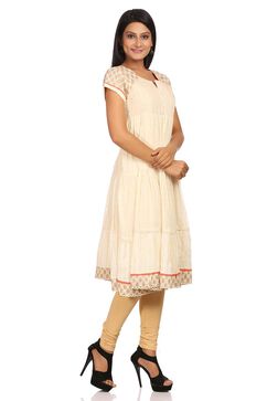 Off White Anarkali Cotton Kurta image number 2
