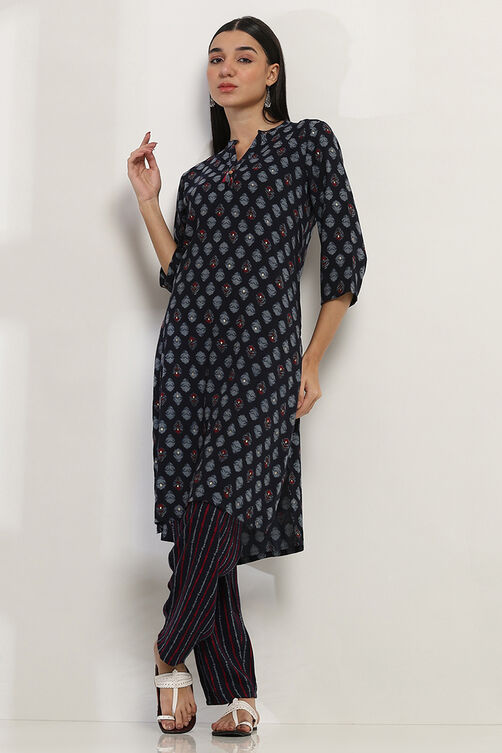 Navy Blue Cotton Blend Straight Kurta Set image number 0