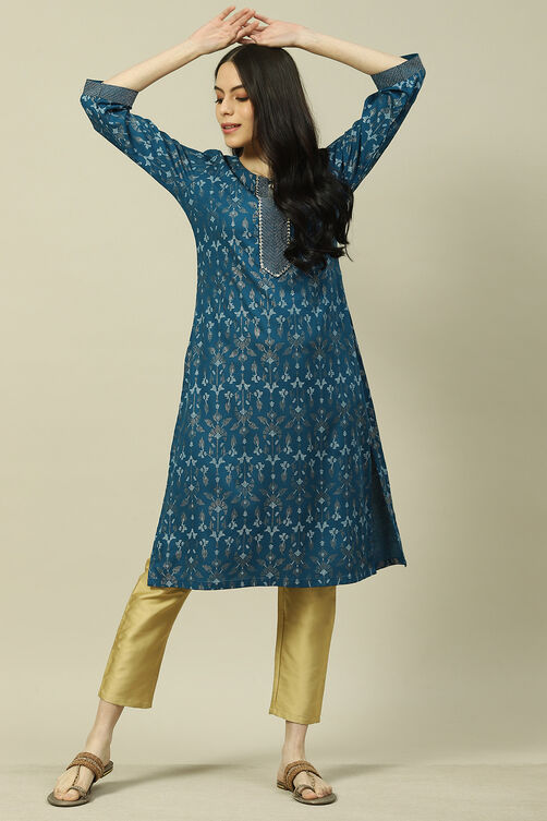 Red LIVA Straight Kurta image number 5