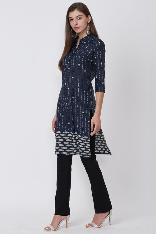 Olive Green Cotton And Cambric Straight Kurta image number 2