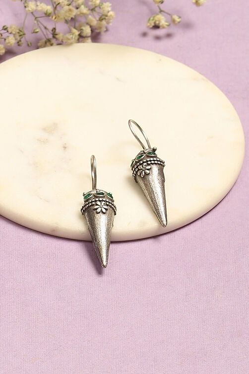 Oxidised Green Brass Earrings image number 0
