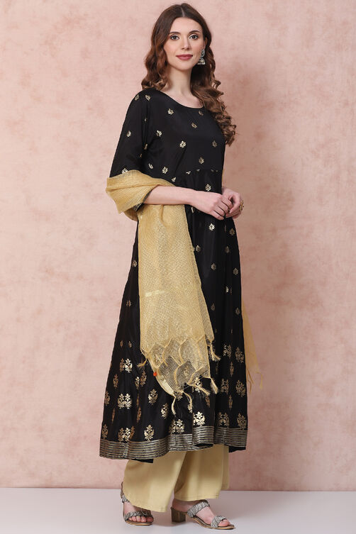 Maroon Kalidar Printed Suit Set image number 5