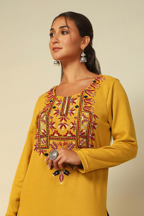 Mustard Acrylic Straight Kurta image number 1