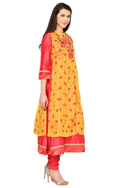 Yellow & Pink Reversible Anarkali Polyester Kurta image number 5