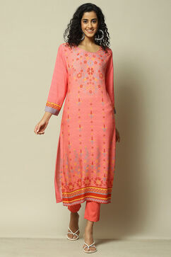 Pink LIVA Straight Printed Kurta image number 5