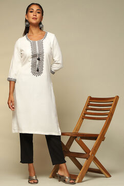 White Pashmina Straight Kurta image number 6