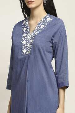 Blue Cotton Yarndyed Straight Kurta image number 1