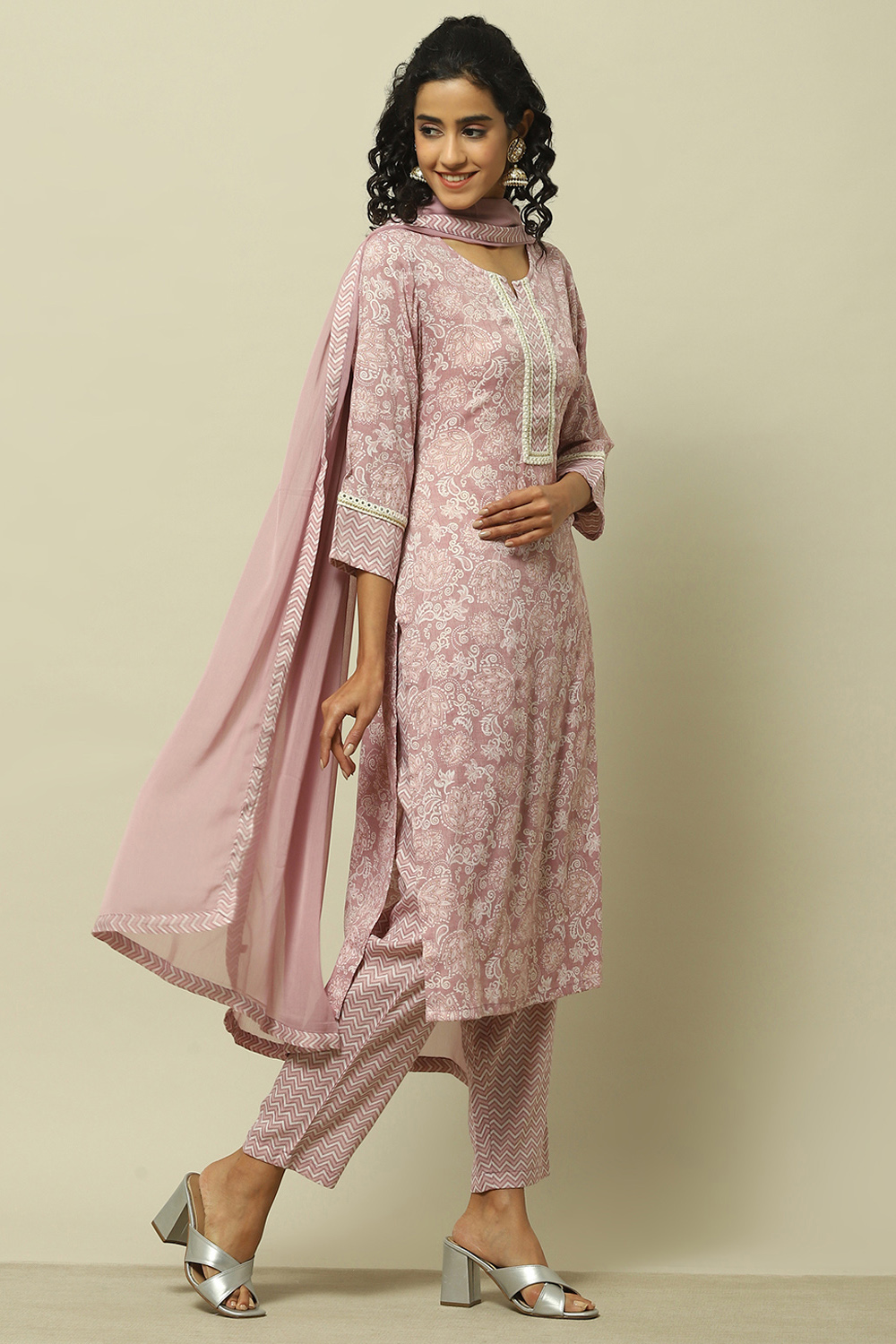 Sage Green Printed  Kurta & Pants Suit Set image number 6