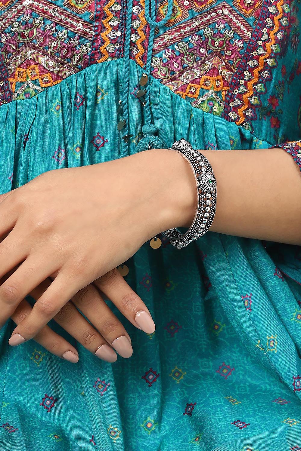 Green Alloy Bangles image number 3